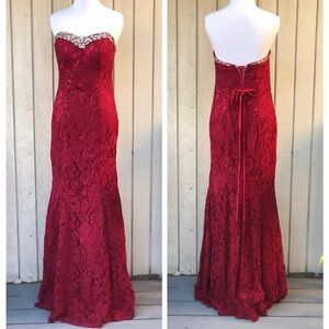 EVA USA Rhinestone Lace Strapless Floor Length Mermaid Burgundy Evening Gown 10